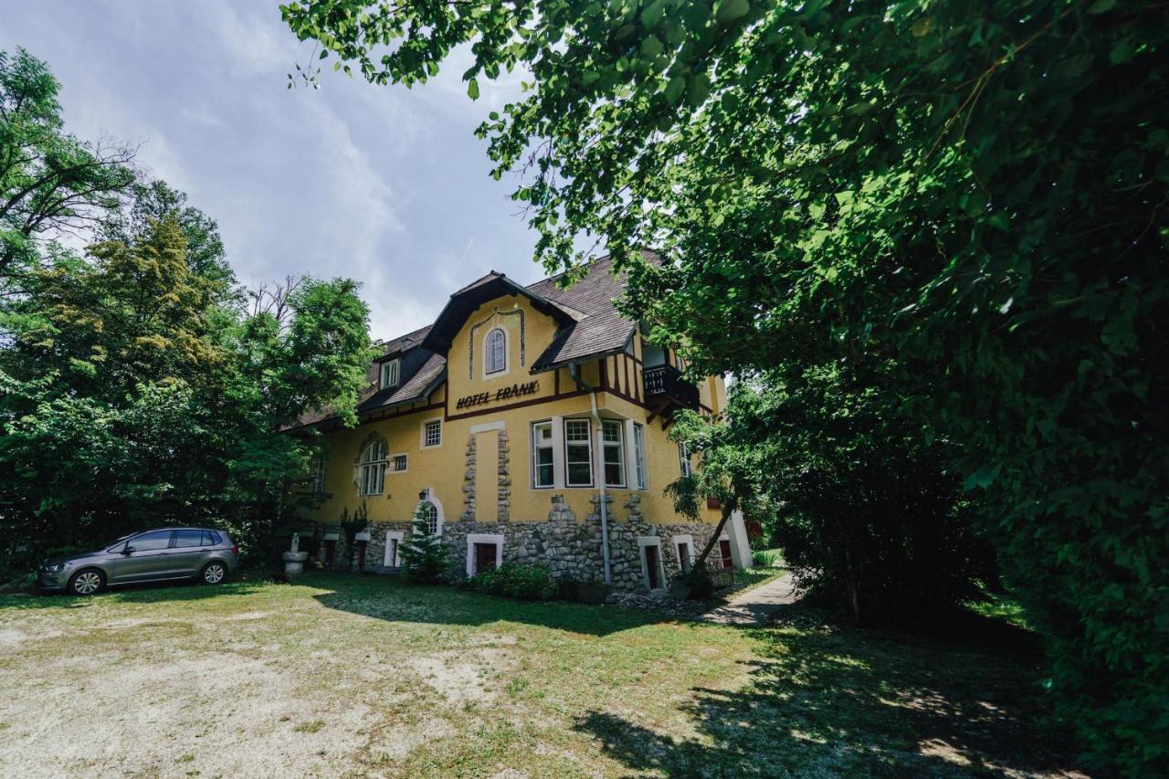 ホテル Gaestehaus Frank フェルデン・アム・ヴェルターゼー エクステリア 写真